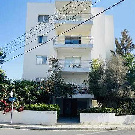 Sunflower Delight Apartament Nikozja