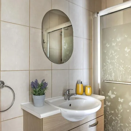Sunflower Delight Apartman